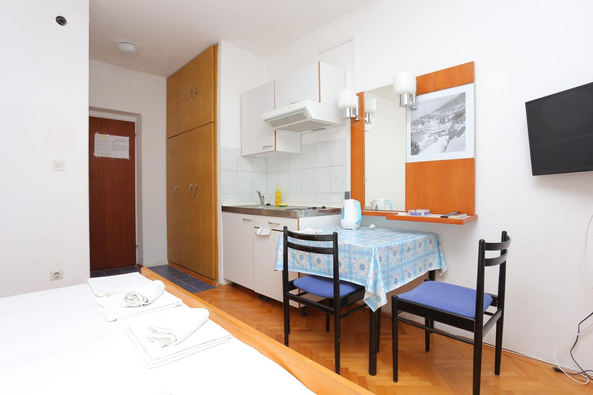 Apartments with a parking space Baska Voda, Makarska - 6773 Bagian luar foto