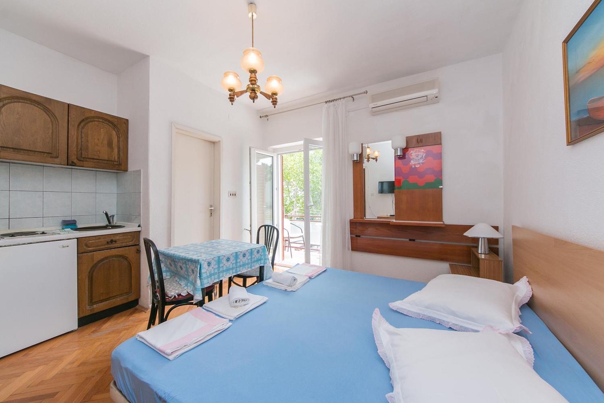 Apartments with a parking space Baska Voda, Makarska - 6773 Ruang foto
